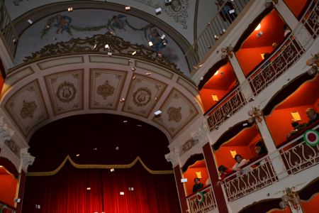 Teatro Comunale 2014 Comizio
